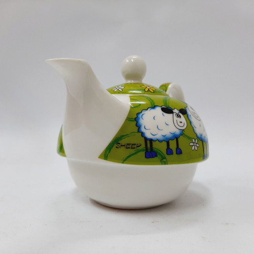Wisen porcelain teapot, classic design, Germany