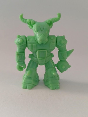 Teratomachos Buffalo Green used with rhinoceros hands
