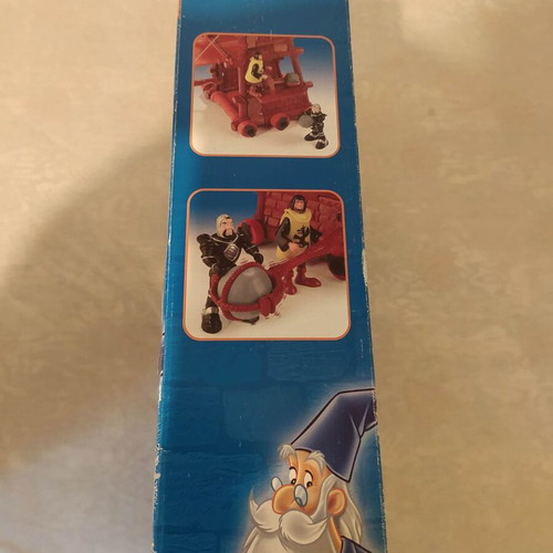 Disney Heroes Castle Sword in the Stone sealed, large tower