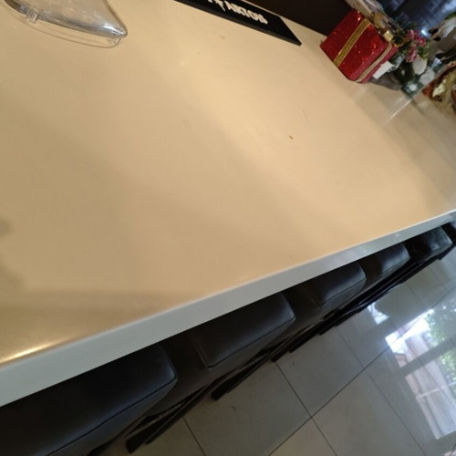 Corian bar counter white like new, length 7.40m