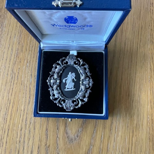 Wedgwood England decorative piece new with female relief design
