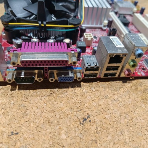MSI G31M3-F motherboard used with Intel processor and heatsink