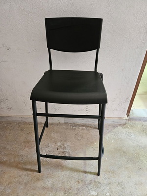 Tall bar chair used, black with black frame