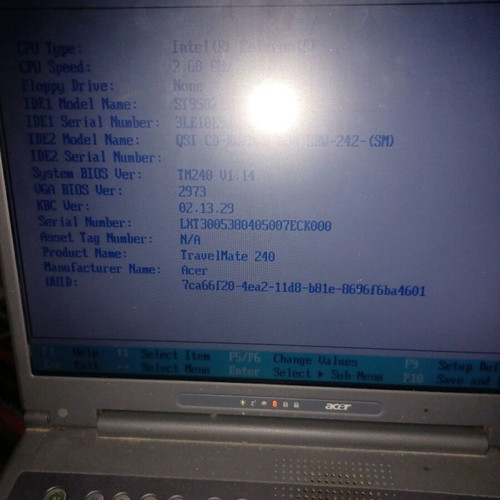Acer TravelMate 240 vintage laptop used, missing 2 keys