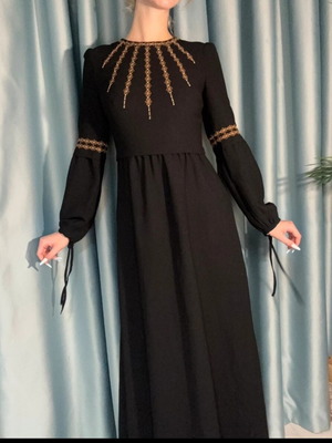 Dress with embroidery like new, black, sizes XS and S
