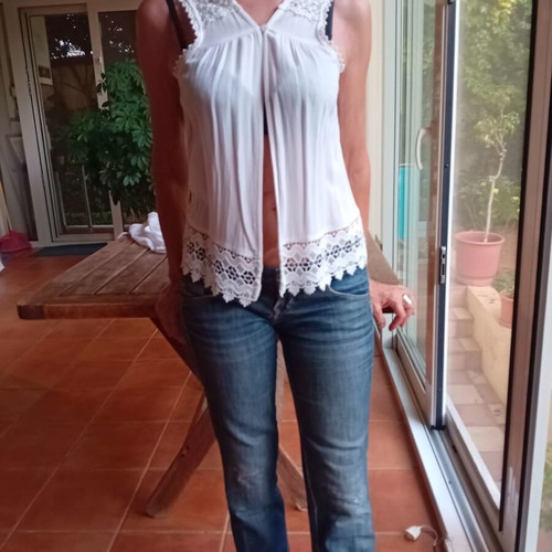 Lace blouse size S, like new, white cotton summer top