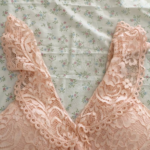 Pink lace dress like new, size S