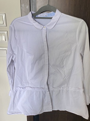 Reserved white shirt with ruffles on collar and sleeves new, XL