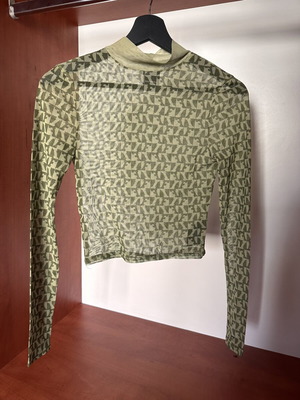 Long Sleeve Monogram High Neck Top green, size XS, like new