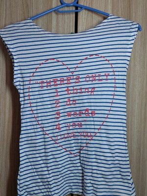 Benetton children's blouse like new, white and blue, age 8