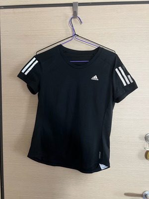 Adidas shirt like new, size S, black