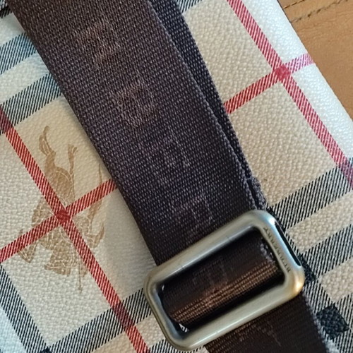 Burberry Haymarket Check leather crossbody bag like new, beige