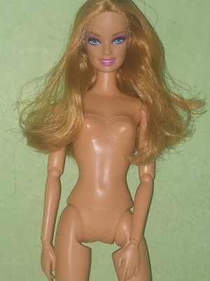 Barbie Fashionistas Swapping Style Sweet 2010 doll, nude, articulated body