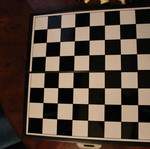 Small magnetic chess set like new