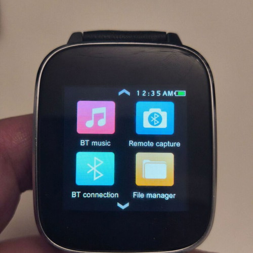 Zeblaze Crystal smartwatch with metal case and leather strap