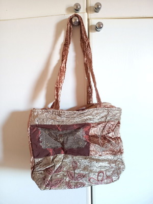Shoulder bag gold pink velvet new