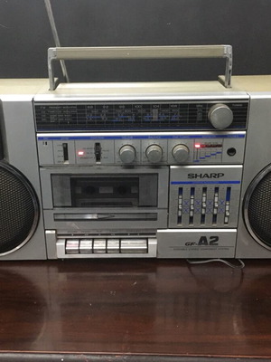Sharp GF A2 Boombox used, radio functional, detachable speakers