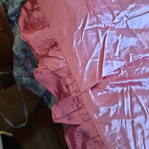Satin couvre lit used, width 1.63 m length 2.24 m