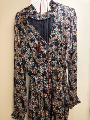 Regallinas dress one size like new, lined with high neck