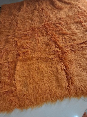 Φλοκάτη μάλλινη πορτοκαλί σαν καινούργιο 220×170 εκ.
