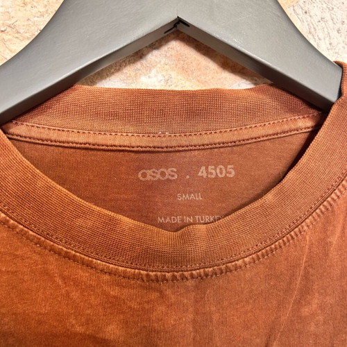 Oversized ASOS T-shirt brown with 4505 print, size S used