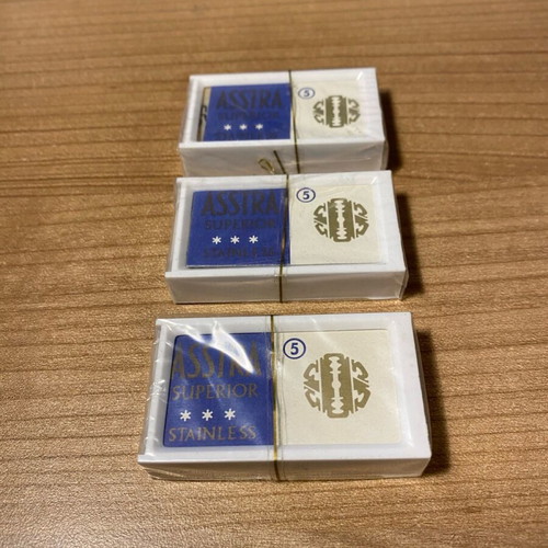 Astra Superior stainless double edge collectible razor blades set of 3 new