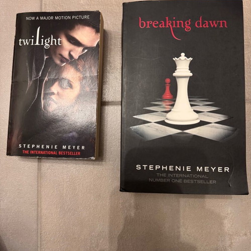 Twilight and Breaking Dawn used novels in English
