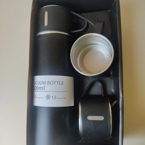 Luxury thermos with 3 cups new, stainless steel