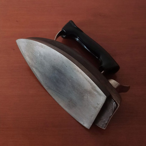 Vintage Electric Antique Iron 1960 like new