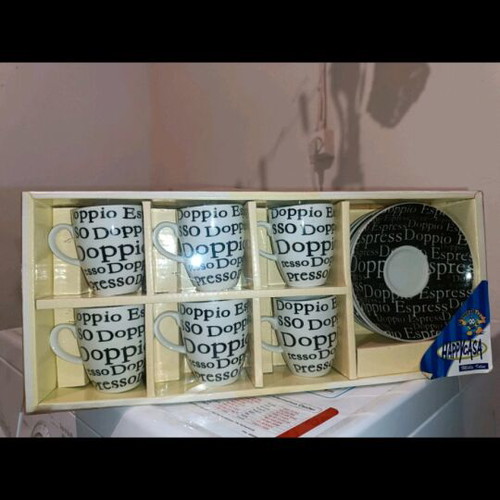 Set of 6 espresso cups with saucers Happy Casa new