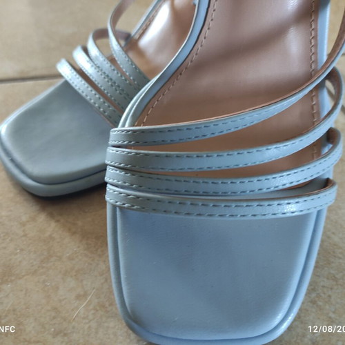 Dino Ricci Select women's turquoise summer sandals like new, size 37