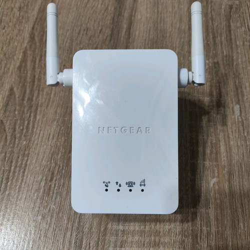 Netgear WN3000RP Wifi Range Extender used