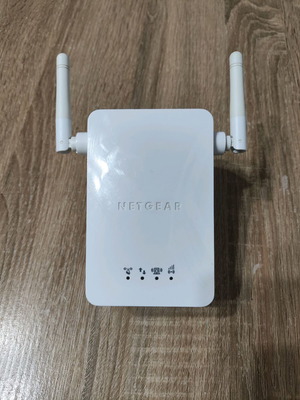 Netgear WN3000RP Wifi Range Extender used