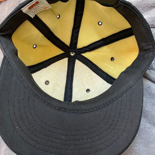 Yale vintage 80s trucker hat jockey like new, black, size XL