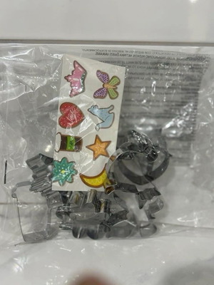 Cookie cutters new