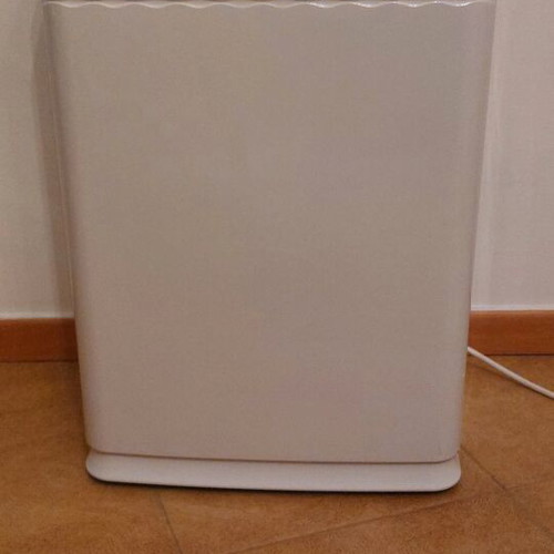 Dehumidifier JuroPro with ionizer like new, new filters