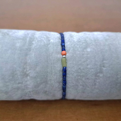 Lapis Lazuli Bracelet like new, minimal silver and natural stones