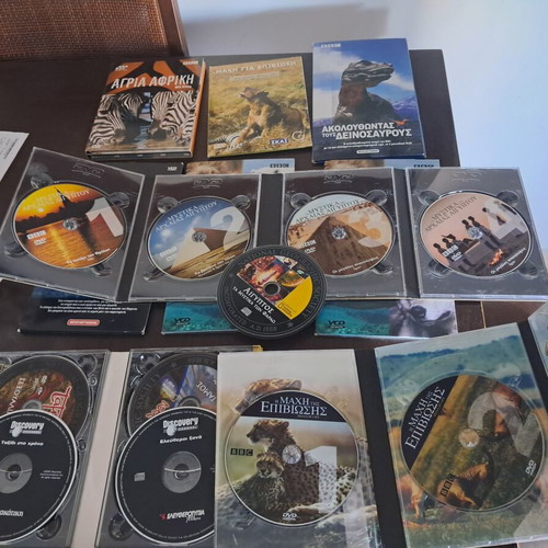 National Geographic and Discovery documentary collections, like new, 15 sets