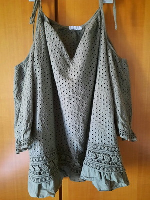 Cotton blouse vo size M-L like new, length 65 cm