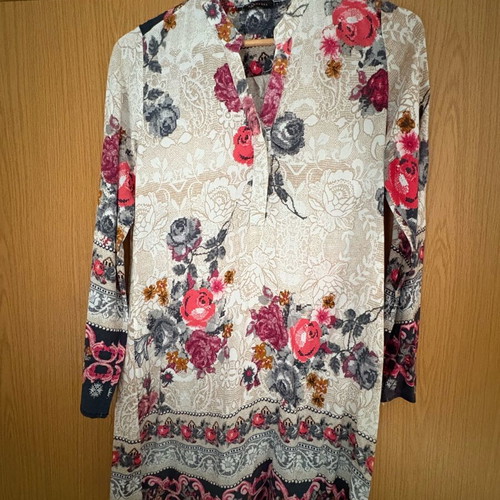 Raxevksy long-sleeve short dress used, lightweight fabric, size M