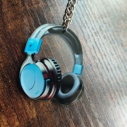 Keychain with 2D headphones design new, multicolored