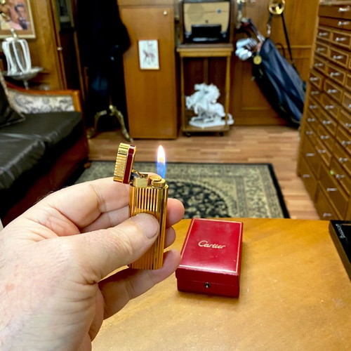 Cartier lighter in excellent condition with service guarantee