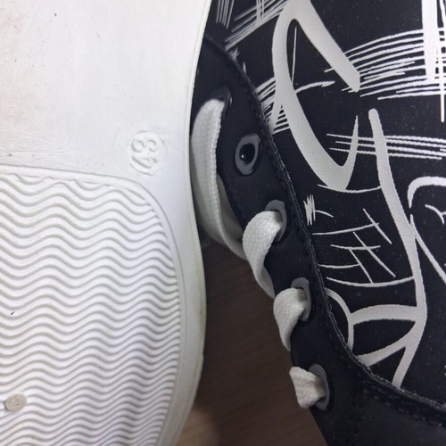 Sneakers size 43, black and white