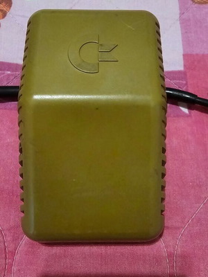 Power supply for Commodore 64 used