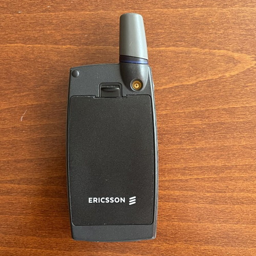 Ericsson T29s mobile phone
