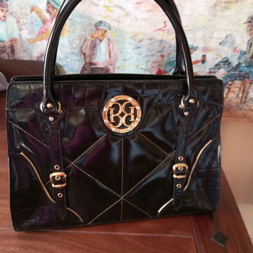 GIZIA leather black handbag new with gold details