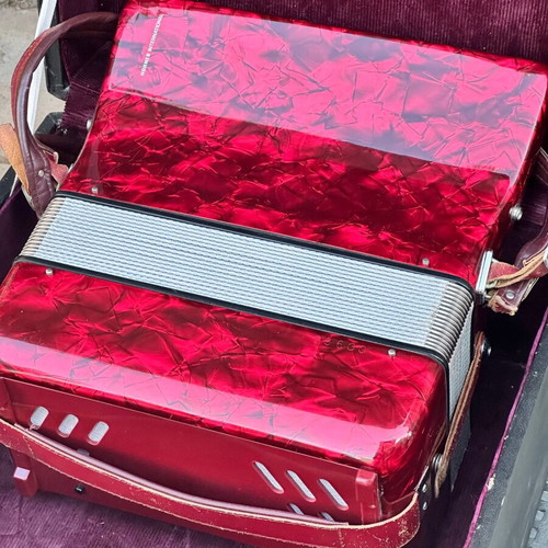 Hohner Student IVN Accordion used, red with case, vintage German
