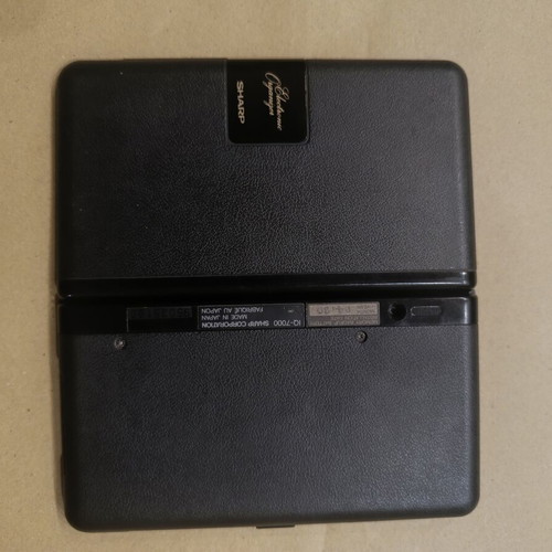 Sharp IQ-7000 organiser vintage, used with leather case