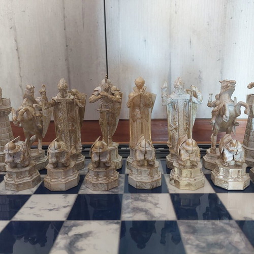 Harry Potter collectible chess set by Deagostini