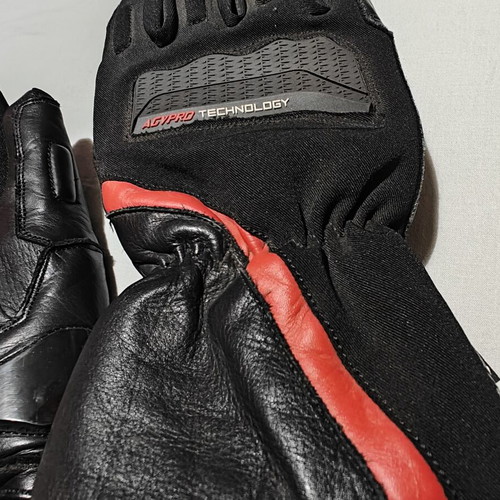 Agvpro motorcycle gloves Large like new, waterproof with protections